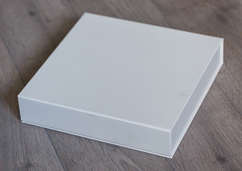 Classic Box 20x20 White